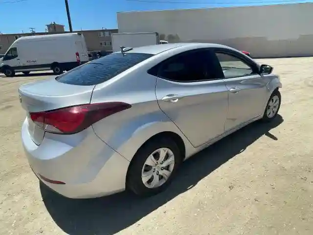 KMHDH4AEXGU542958 2016 HYUNDAI ELANTRA-0