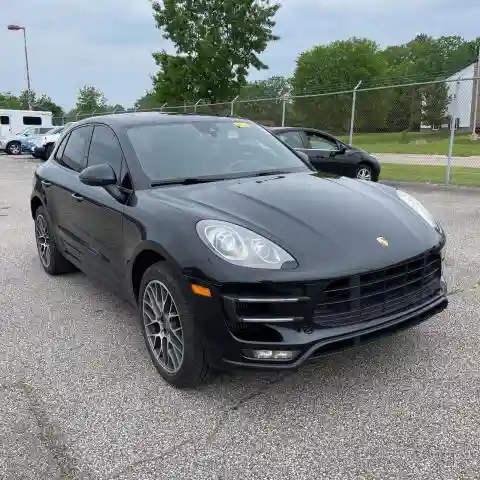 WP1AF2A5XFLB99315 2015 PORSCHE MACAN-1