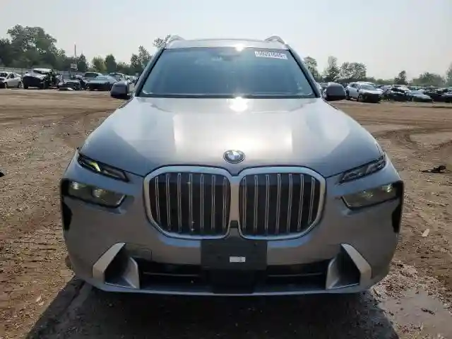 5UX23EM09R9V53793 2024 BMW X7-4