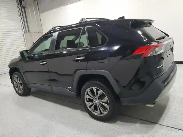 4T3D6RFV8NU070162 2022 TOYOTA RAV4-1
