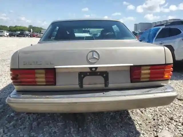 WDBCA39D4JA389043 1988 MERCEDES-BENZ 560-CLASS-5