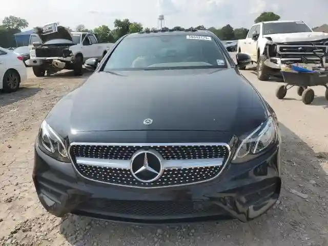 WDDZF4JB4KA512604 2019 MERCEDES-BENZ E-CLASS-4