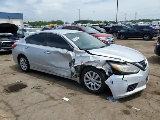 1N4AL3APXHN325056 2017 NISSAN ALTIMA-3