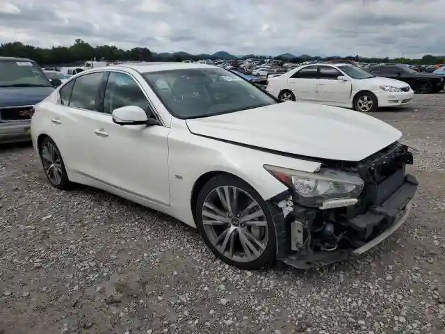 JN1EV7APXJM364158 2018 INFINITI Q50-3