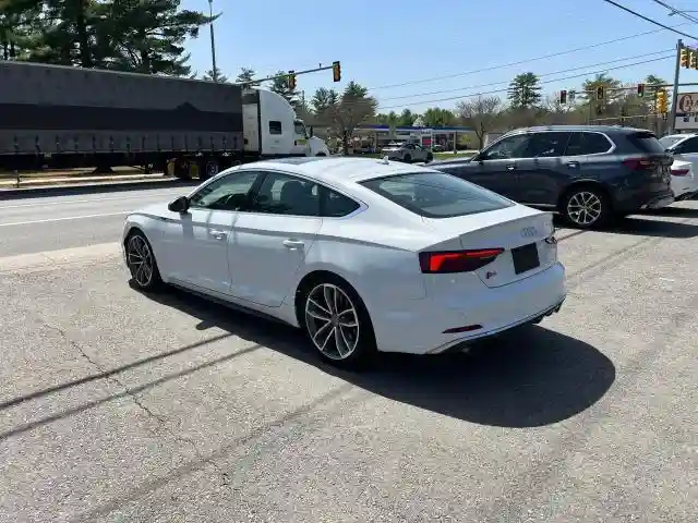WAUB4CF52KA016552 2019 AUDI S5/RS5-2