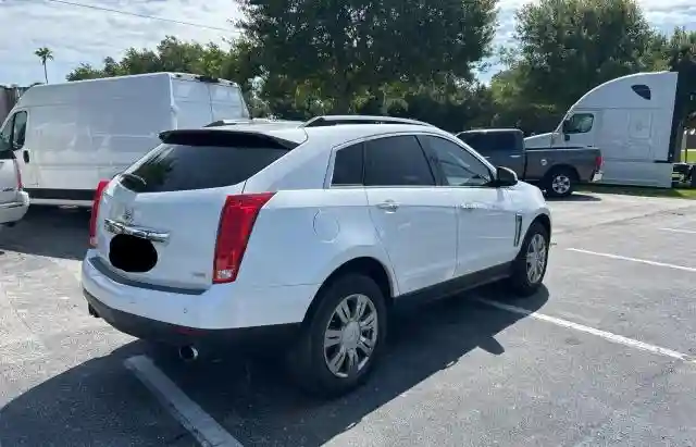 3GYFNBE33GS533547 2016 CADILLAC SRX-3