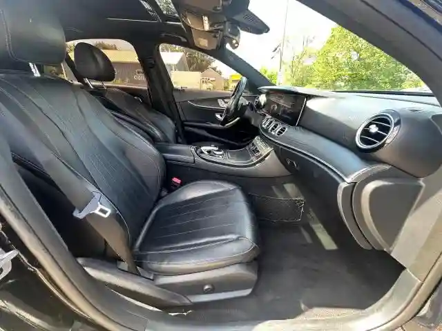 WDDZF4KB6KA566954 2019 MERCEDES-BENZ E-CLASS-4