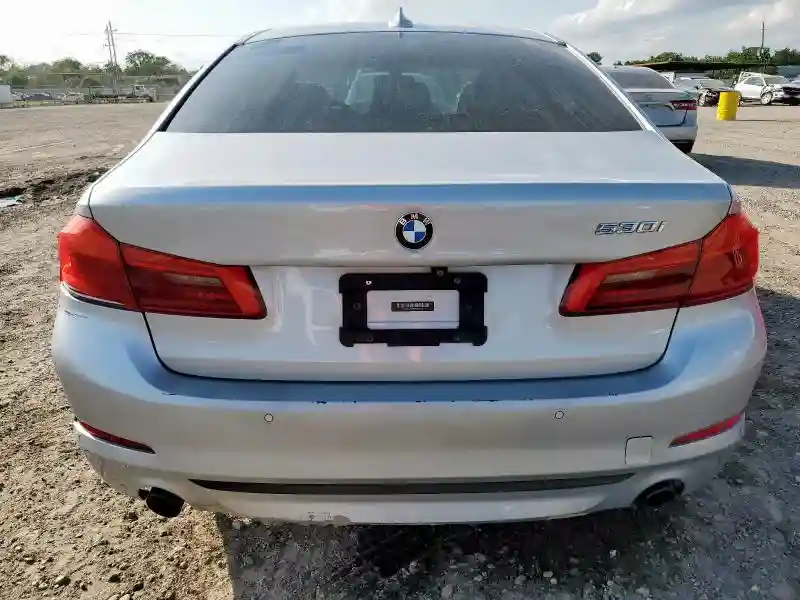 WBAJA5C58JWA37396 2018 BMW 5 SERIES-5