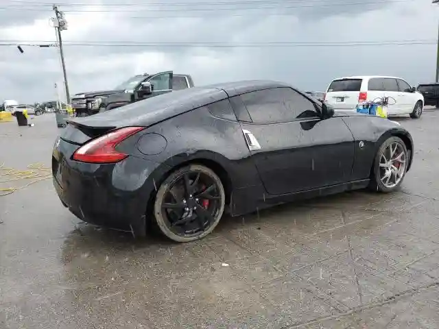 JN1AZ4EH0HM953864 2017 NISSAN 370Z-2
