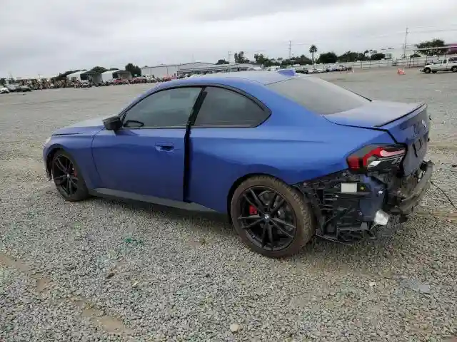 3MW43CM09R8E60729 2024 BMW M2-1