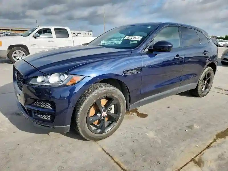 SADCK2BV7HA066342 2017 JAGUAR F-PACE-0