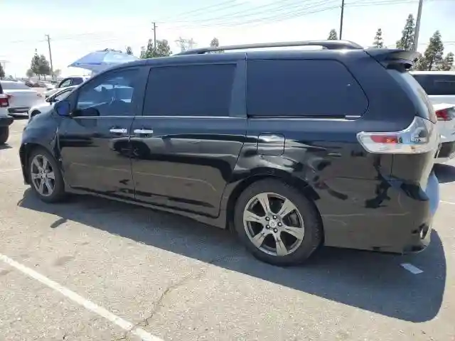 5TDXZ3DC7HS787029 2017 TOYOTA SIENNA-1