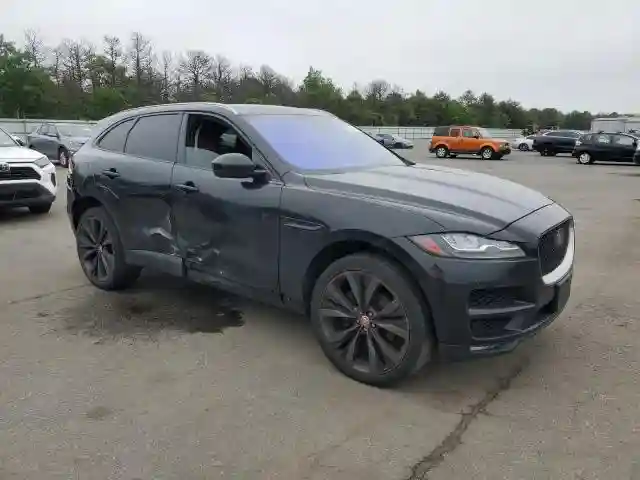 SADCN2GX7KA365936 2019 JAGUAR F-PACE-3