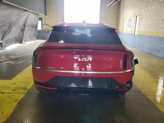 KNDC34LA9R5614058 2024 KIA EV6 LIGHT-5