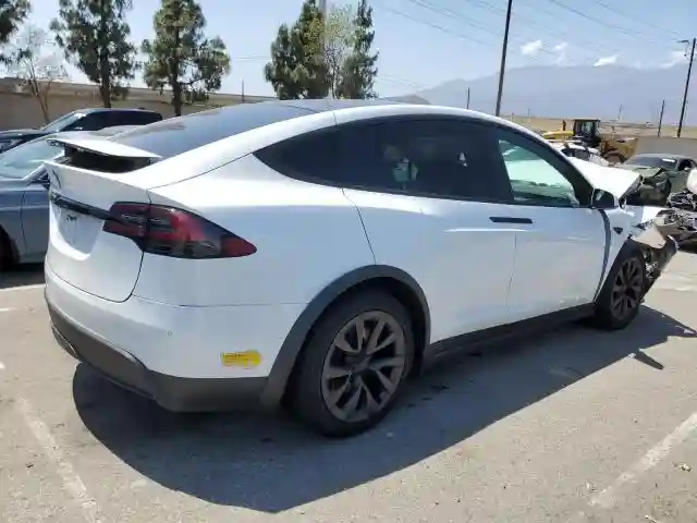 5YJXCBE56MF326365 2021 TESLA MODEL X-2