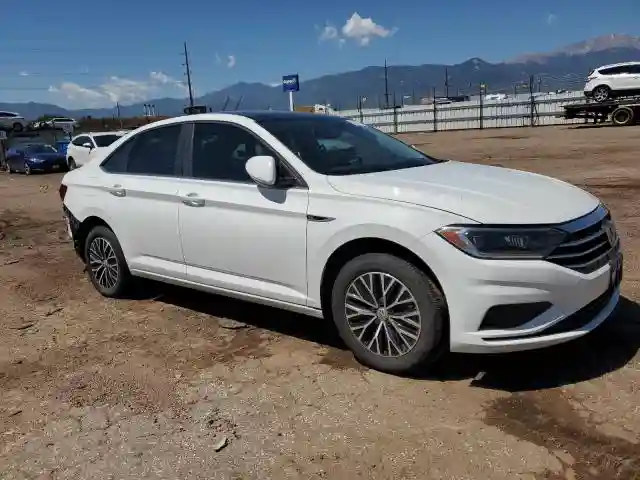 3VWE57BU6KM268774 2019 VOLKSWAGEN JETTA-3