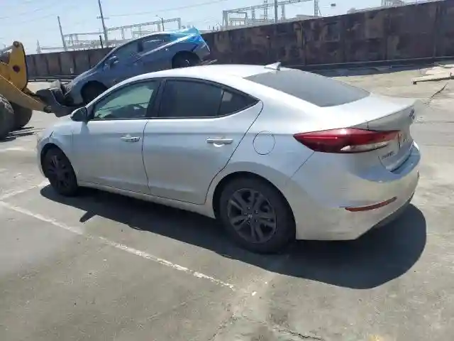 5NPD84LF5JH276387 2018 HYUNDAI ELANTRA-1