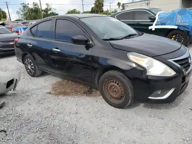 3N1CN7AP1JL809016 2018 NISSAN VERSA-3