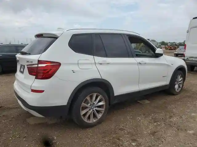 5UXWX9C52H0T06497 2017 BMW X3-4