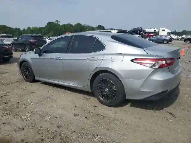 4T1B11HK3JU545410 2018 TOYOTA CAMRY-1