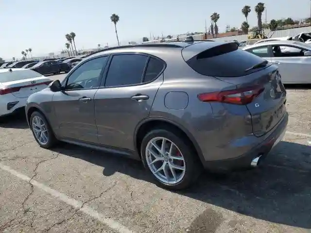 ZASPAKBN7K7C30393 2019 ALFA ROMEO STELVIO-1