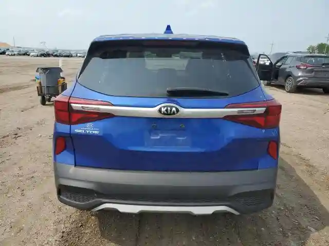 KNDEPCAA6M7176235 2021 KIA SELTOS-5
