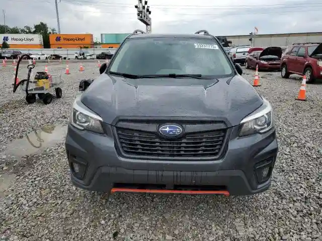 JF2SKAPC6KH531976 2019 SUBARU FORESTER-4