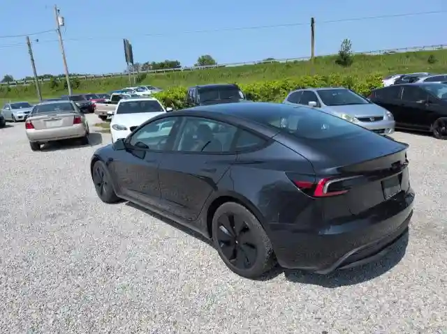 5YJ3E1EB6RF796279 2024 TESLA MODEL 3-2