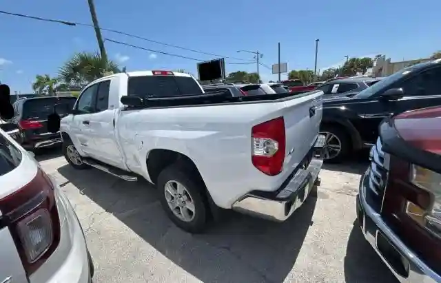 5TFUM5F14GX068158 2016 TOYOTA TUNDRA-2