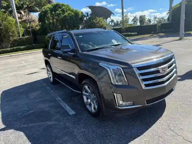 1GYS3BKJ8LR154516 2020 CADILLAC ESCALADE-0