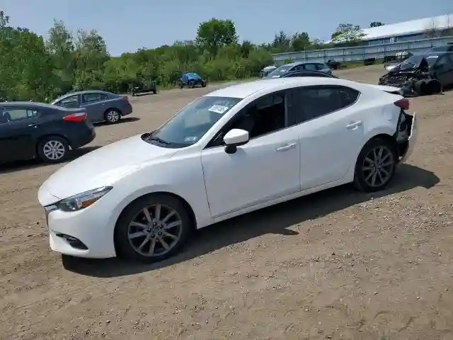 3MZBN1V3XJM176102 2018 MAZDA 3-0