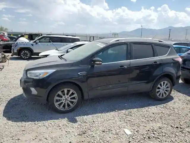 1FMCU9J90HUD96448 2017 FORD ESCAPE-0
