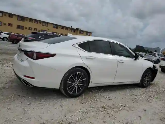 58ADZ1B19RU175330 2024 LEXUS ES350-2