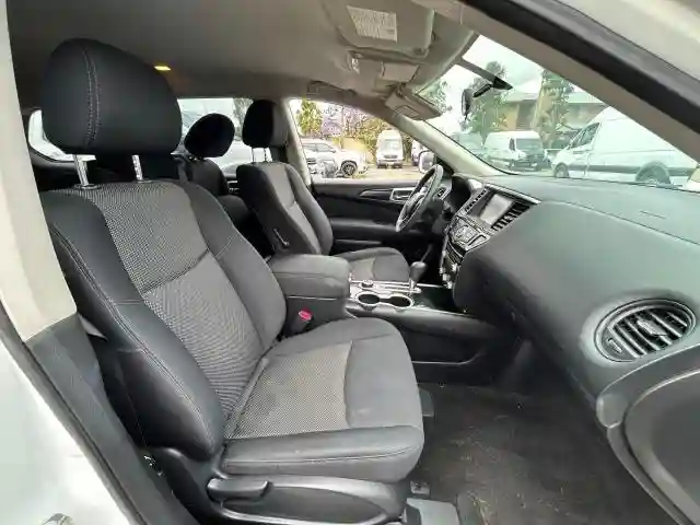 5N1DR2MM7HC908242 2017 NISSAN PATHFINDER-4