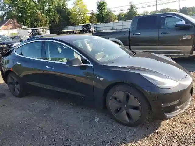 5YJ3E1EB2KF198969 2019 TESLA MODEL 3-3