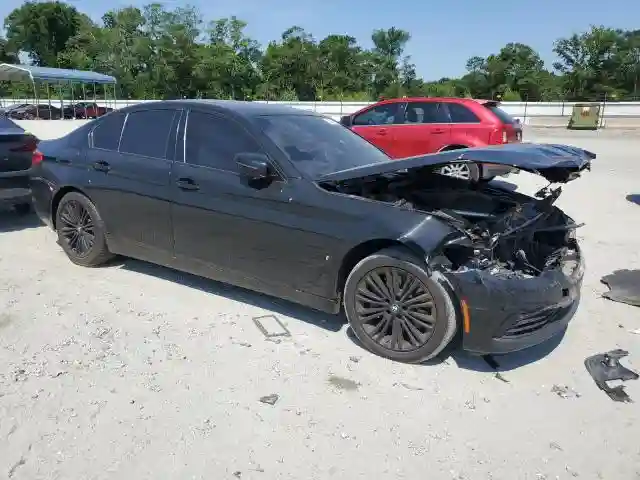 WBAJA9C5XJB249695 2018 BMW 5 SERIES-3