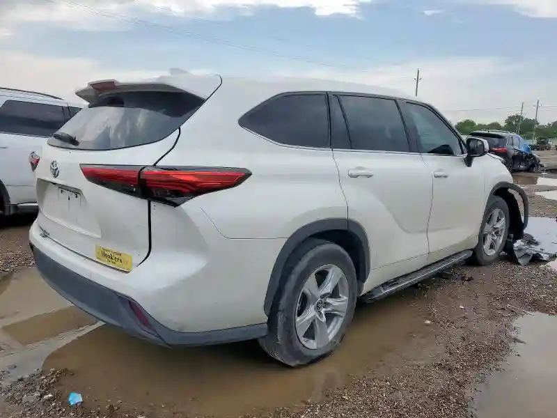 5TDCZRAH2MS527584 2021 TOYOTA HIGHLANDER-2