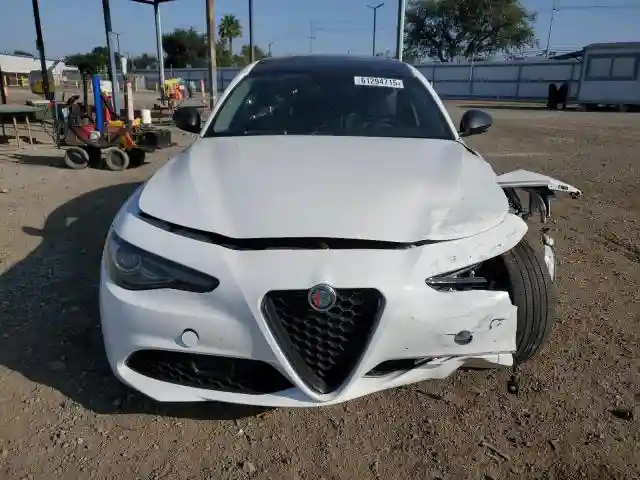 ZARFAMAN3K7620432 2019 ALFA ROMEO GIULIA-4