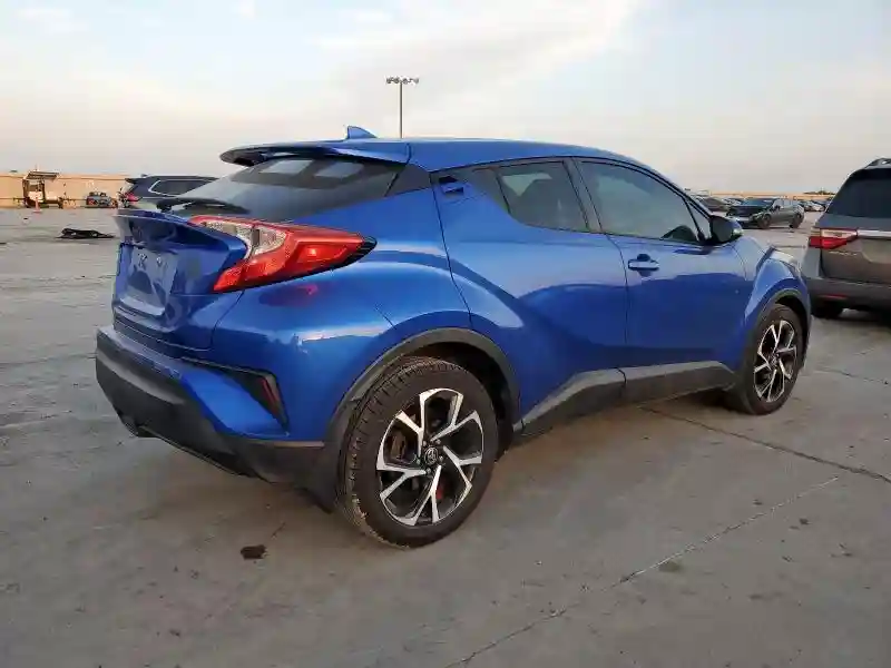 NMTKHMBX7JR004448 2018 TOYOTA C-HR-2
