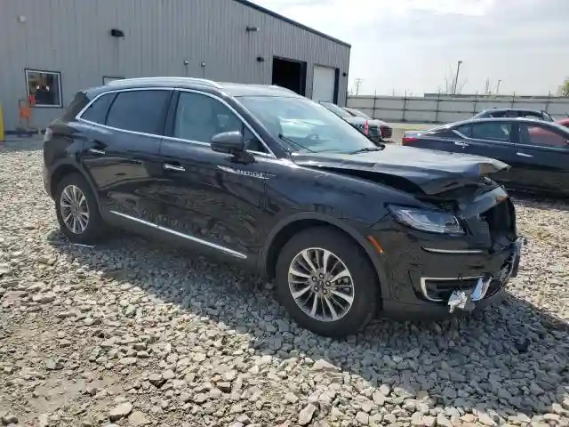 2LMPJ8K92LBL02561 2020 LINCOLN NAUTILUS-3