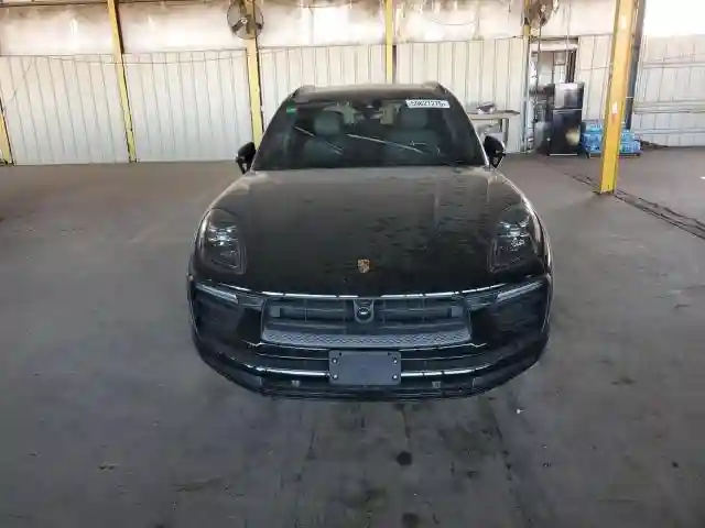 WP1AA2A55PLB04899 2023 PORSCHE MACAN BASE-4