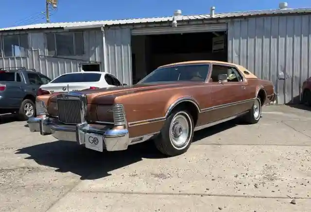 6Y89A807458 1976 LINCOLN MARK SERIE-1
