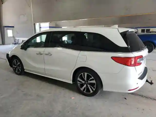 5FNRL6H90JB103748 2018 HONDA ODYSSEY-1