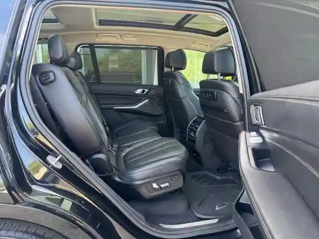 5UXCW2C58KL089606 2019 BMW X7-5