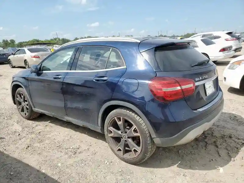 WDCTG4EB8JJ414952 2018 MERCEDES-BENZ GLA-CLASS-1
