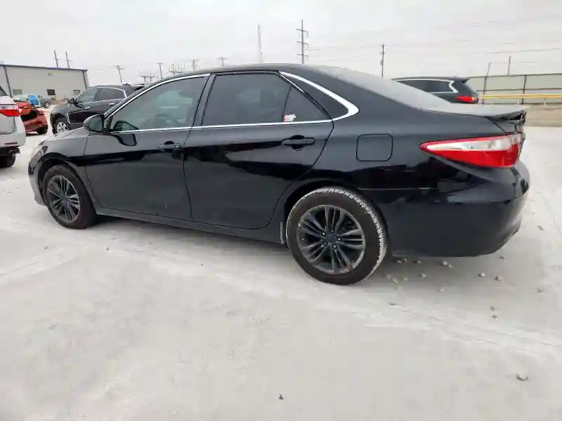 4T1BF1FK0GU591550 2016 TOYOTA CAMRY-1
