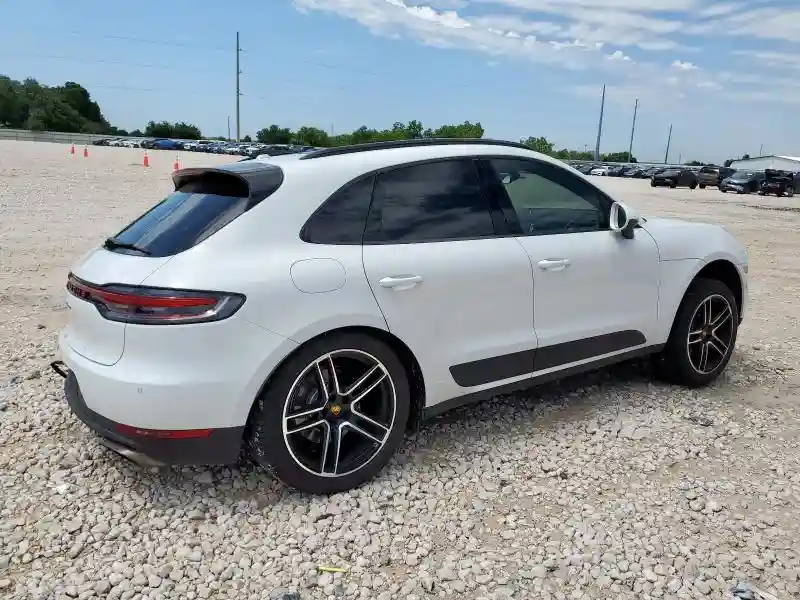 WP1AA2A54MLB15114 2021 PORSCHE MACAN-2