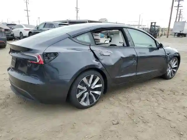 5YJ3E1EA7SF940886 2025 TESLA MODEL 3-2
