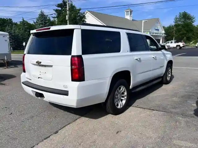 1GNSKHKC6JR161269 2018 CHEVROLET SUBURBAN-3