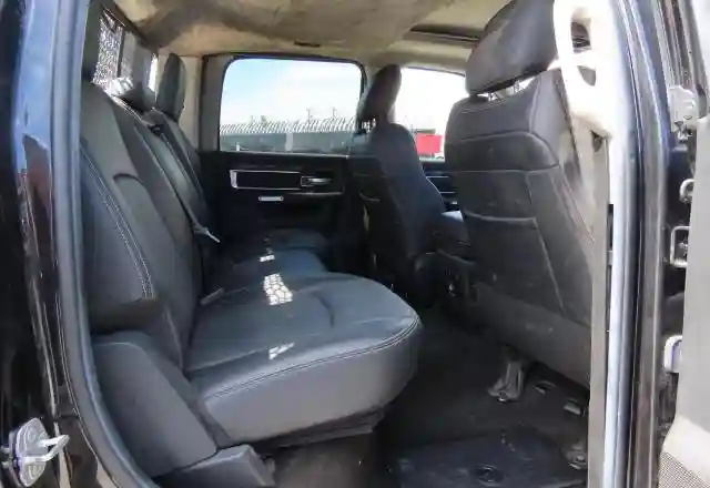 3C6UR5FL1JG156901 2018 RAM 2500-5